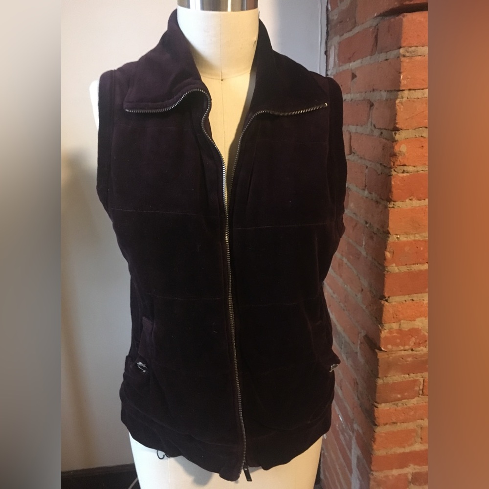 Velour Vest! Never worn, Jones New York medium